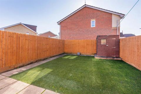 61 Nicholas Gardens, Slough, SL1 5TT