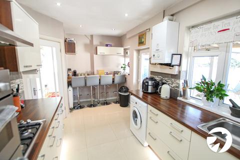 3 bedroom house for sale, Keynsham Gardens, London, SE9