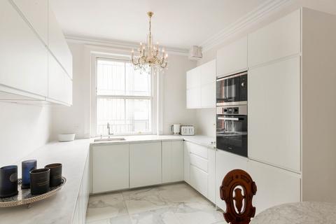 3 bedroom apartment for sale, Queen'S Gate London SW7