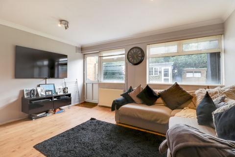 3 bedroom detached house for sale, Holroyd Road, Claygate, KT10