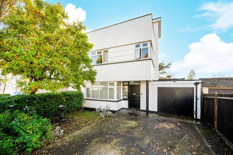 4 Barnfield, New Malden, KT3 5RH