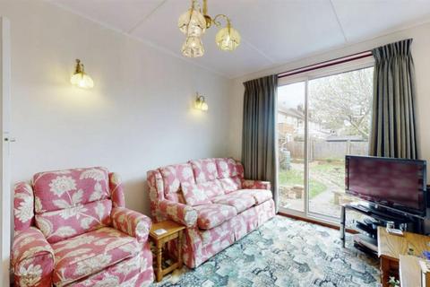 3 bedroom semi-detached house for sale, Hanworth Road, Hounslow TW4