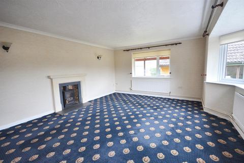 Mons Bungalow High Street, Henstridge, Templecombe, BA8 0RB