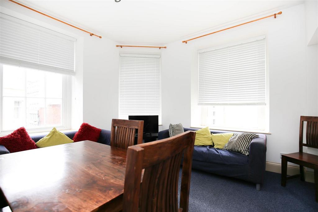 Clayton Street, Newcastle Upon Tyne NE1 4 bed apartment to rent £