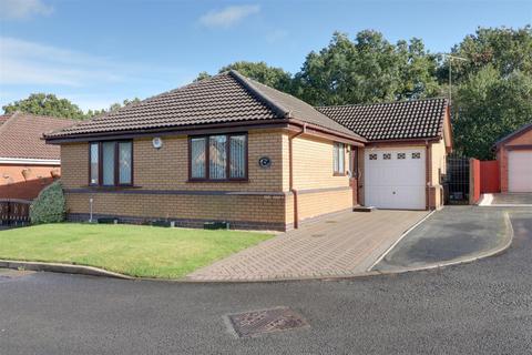 3 bedroom detached bungalow for sale, Carnoustie Close, Bloxwich