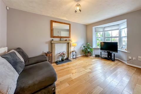 18 Cairns Close, St Albans, AL4 0EB