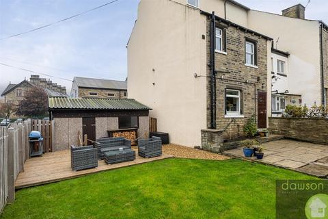 3 bedroom end of terrace house for sale, Newcombe Street, Elland