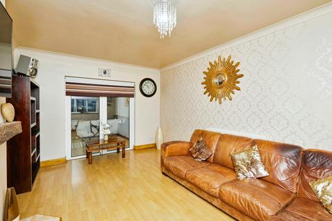 3 bedroom semi-detached house for sale, Edmunds Square, Derby DE3