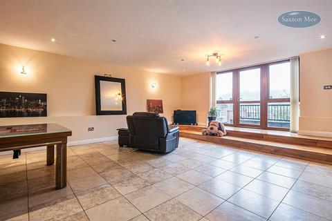 3 bedroom semi-detached house for sale, St. Johns Road, Deepcar, Sheffield