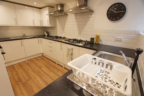 10 bedroom house to rent, Wilmslow Road, Manchester M14