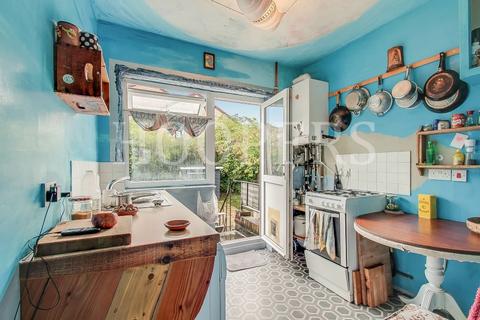 undefined, Southview Avenue, London, NW10