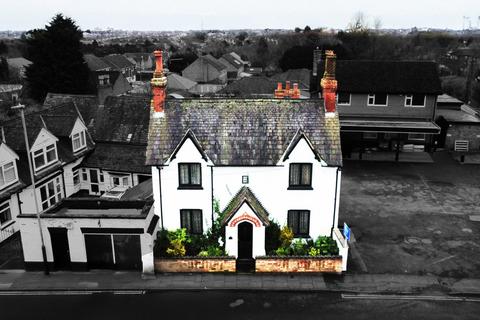 3 bedroom detached house for sale, Main Street, Humberstone Village, Leicester, LE5