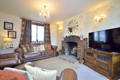 3 bedroom detached house for sale, Main Street, Humberstone Village, Leicester, LE5