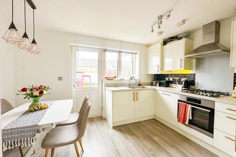 2 bedroom terraced house for sale, Brick Hill Way, Patchway, Bristol, Gloucestershire, BS34