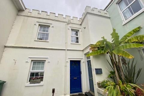 3 bedroom terraced house to rent, Skardon Place, Plymouth PL4