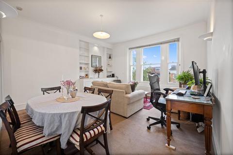 1 bedroom flat for sale, Belsize Avenue, Belsize Park NW3