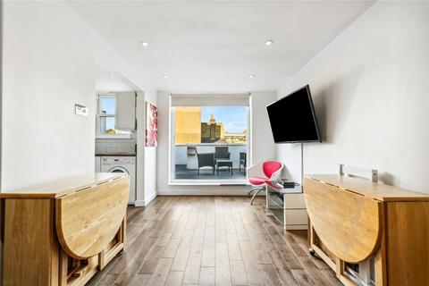 3 bedroom apartment for sale, King Street, London, W6