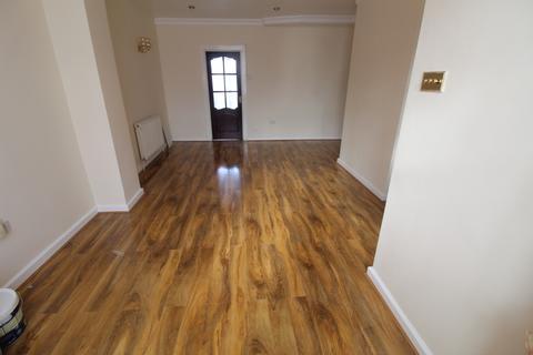 2 bedroom terraced house to rent, SOUTHALL, UB1