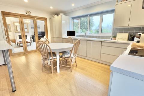 5 Pipers End, Wirral, CH60 9LW