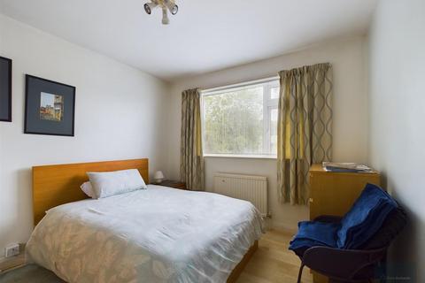 36 Bloomfield Avenue, Bath, BA2 3AJ