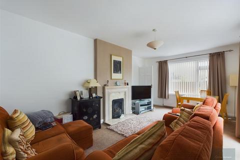 36 Bloomfield Avenue, Bath, BA2 3AJ