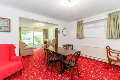 11 Birch Tree Walk, Watford, WD17 4SH