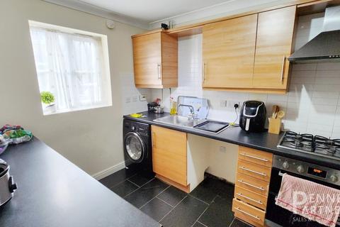 3 bedroom terraced house for sale, Fleming Court, Peterborough PE2