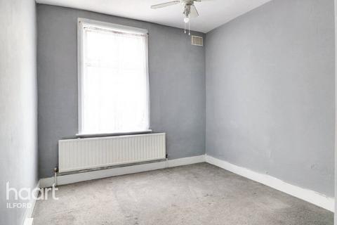 142 Richmond Road, Ilford, IG1 1JS