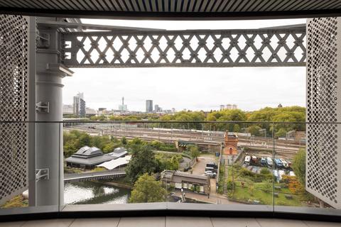 3 bedroom flat for sale, 1 Lewis Cubitt Square, King's Cross, London, N1C