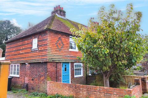 37 Durford Road, Petersfield, GU31 4ER
