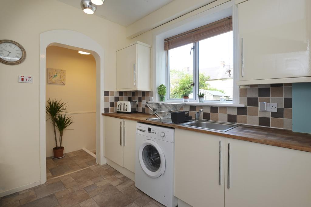82 Ravenswood Avenue, Edinburgh, EH16... 2 bed end of terrace house for