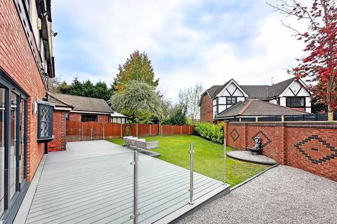 4 bedroom detached house for sale, Burnside, Hale Barns