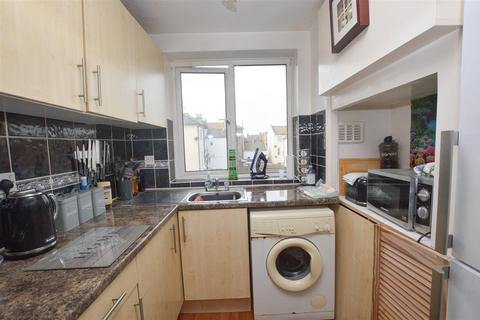 2 bedroom flat for sale, Seaside Road, Eastbourne