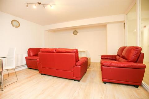 6 bedroom apartment to rent, Leazes Arcade, City Centre NE1