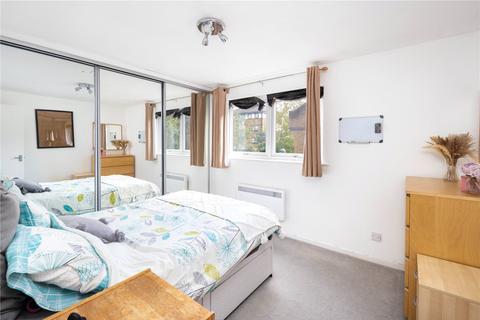 2 bedroom flat to rent, Taeping Street, Isle of Dogs, London, E14