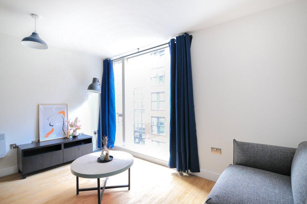 2 Bed Apartment North Central... 2 bed apartment for sale £245,000