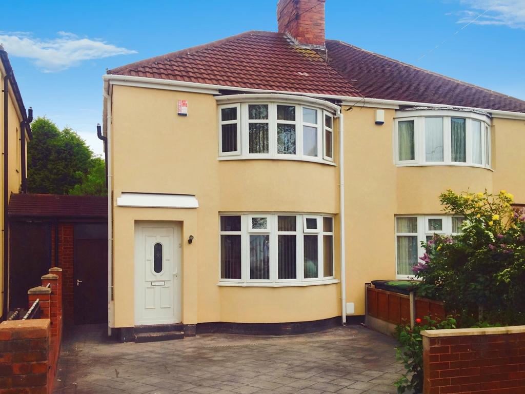 Park Lane, Wolverhampton WV10 2 bed semidetached house to rent £895