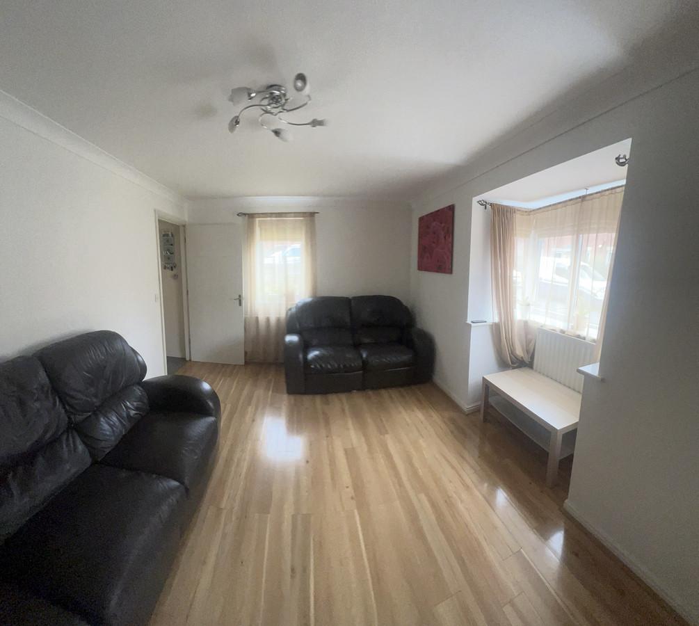 Richmore Road, Leicester, LE5 3 bed semidetached house to rent £