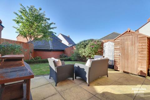 3 bedroom semi-detached house for sale, Streethay WS13