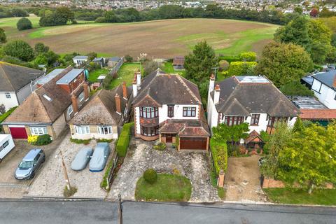 4 bedroom detached house for sale, Great Wheatley Road, Rayleigh SS6