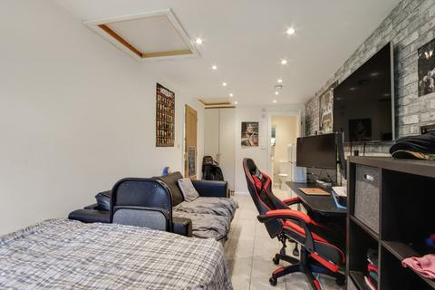 21 Conifer Drive, Meopham, Gravesend, DA13 0TL