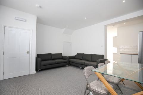 6 bedroom apartment to rent, Westgate Road, Newcastle Upon Tyne NE4