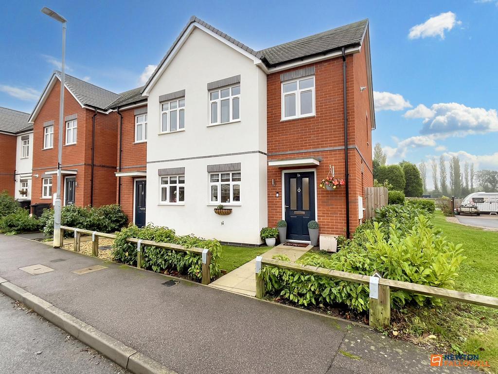 Maynard Close, Bagworth, LE67 2 bed terraced house for sale £100,000