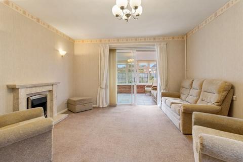 2 bedroom bungalow for sale, Ashley Road, Worcester WR5