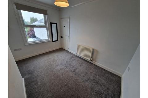 3 bedroom terraced house to rent, Staplegrove Road, Taunton TA2