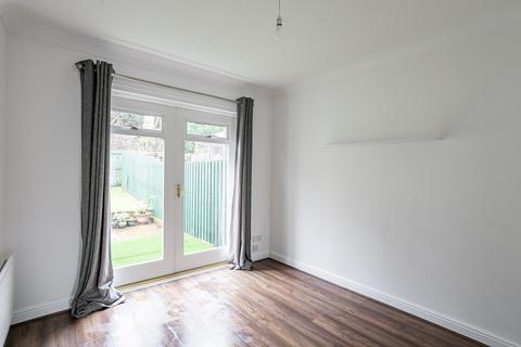 11 Bellerophon Drive, Penicuik, EH26 8NU