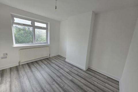 3 bedroom terraced house to rent, Lingfield Gardens, Edmonton, N9