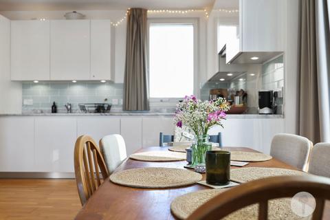 3 bedroom apartment for sale, Mirabelle Gardens, London E20