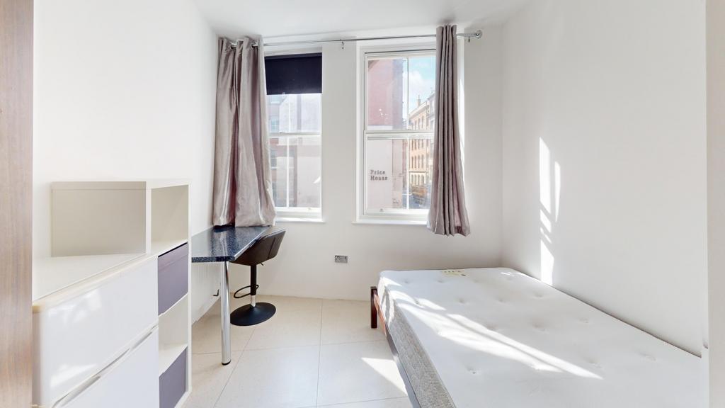 1-Barker-Gate-Flat-2-Bedroom 2