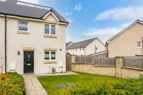 3 bedroom end of terrace house for sale, Bennet Way, Penicuik, EH26